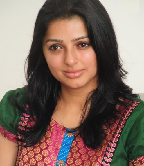 Bhumika Chawla hd wallpapers