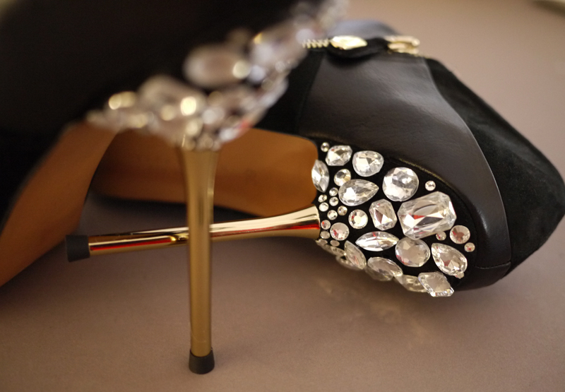 Fits of Fashion DIY Embellished Shoes