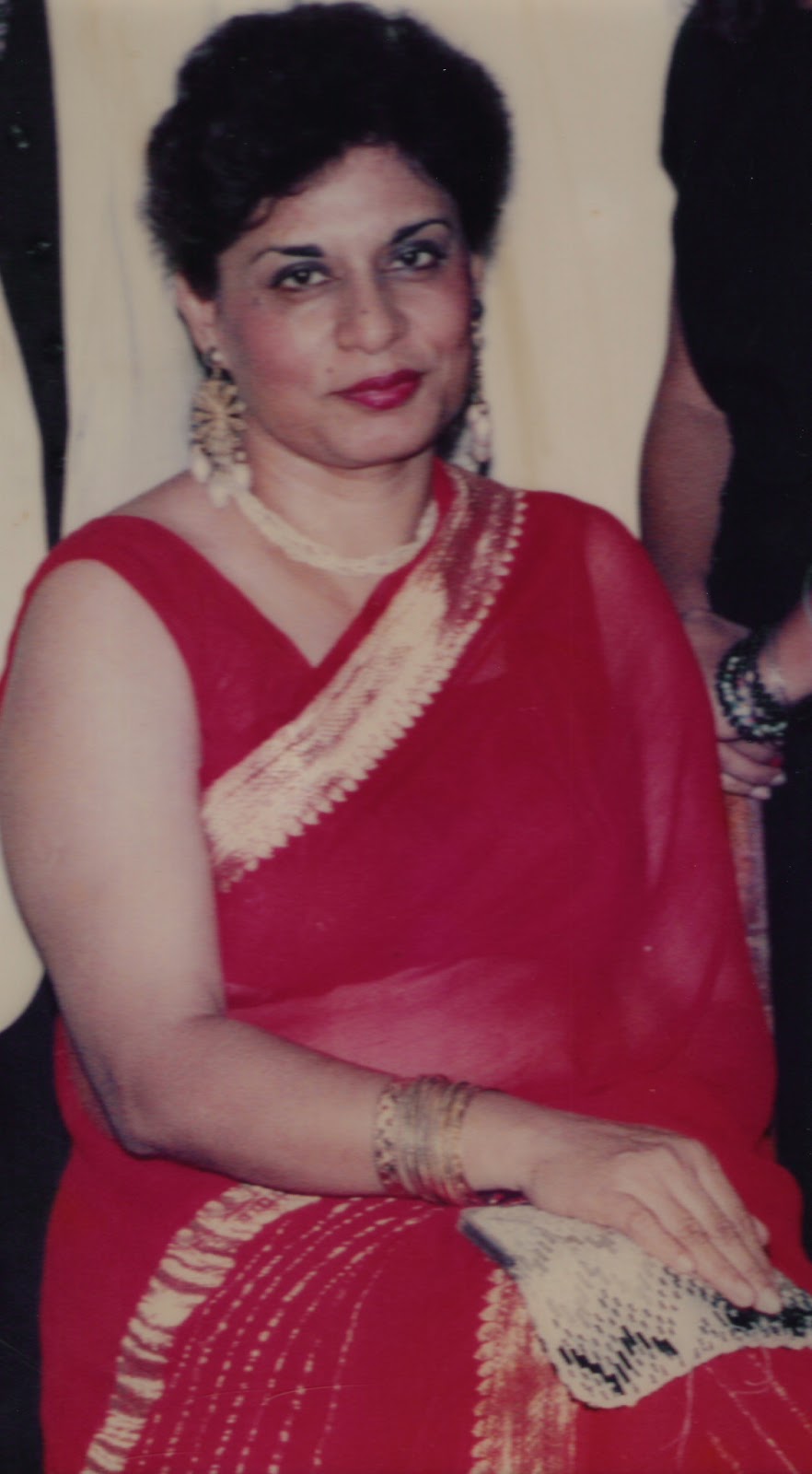 a picture of writer Pam Handa