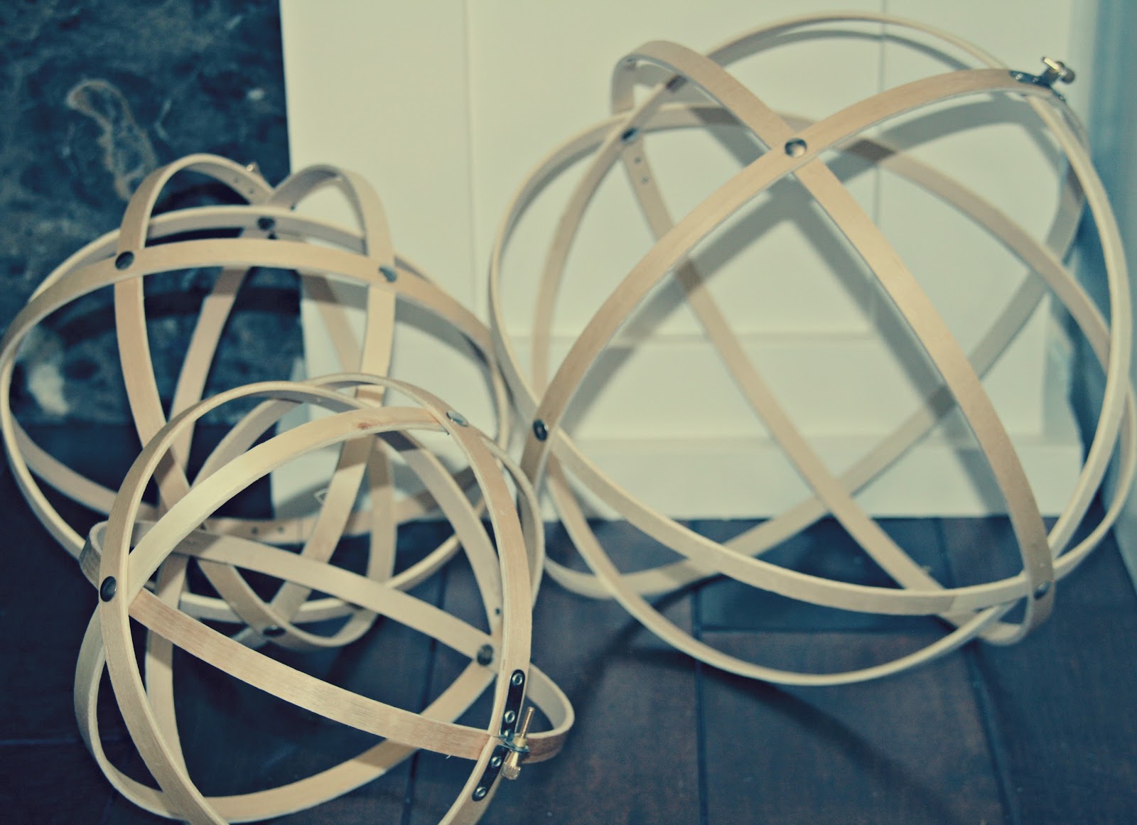 retropolitan DIY Metal Decorative Spheres