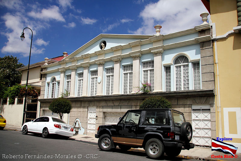 Un paseo por San José -La Casa Amarilla y sus alrededores- | Explore