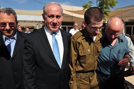 Gilad at last home