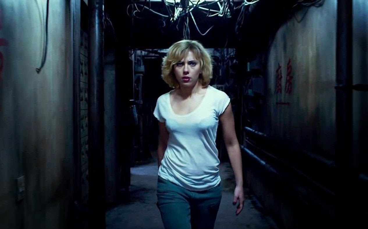 Scarlett Johansson Goes Superhuman in Luc Besson's ‘Lucy’ - Movie News + More ...