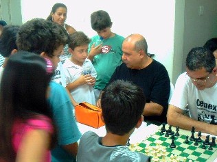 Jogador de xadrez cego participa de torneio em Maringá - Ricardo