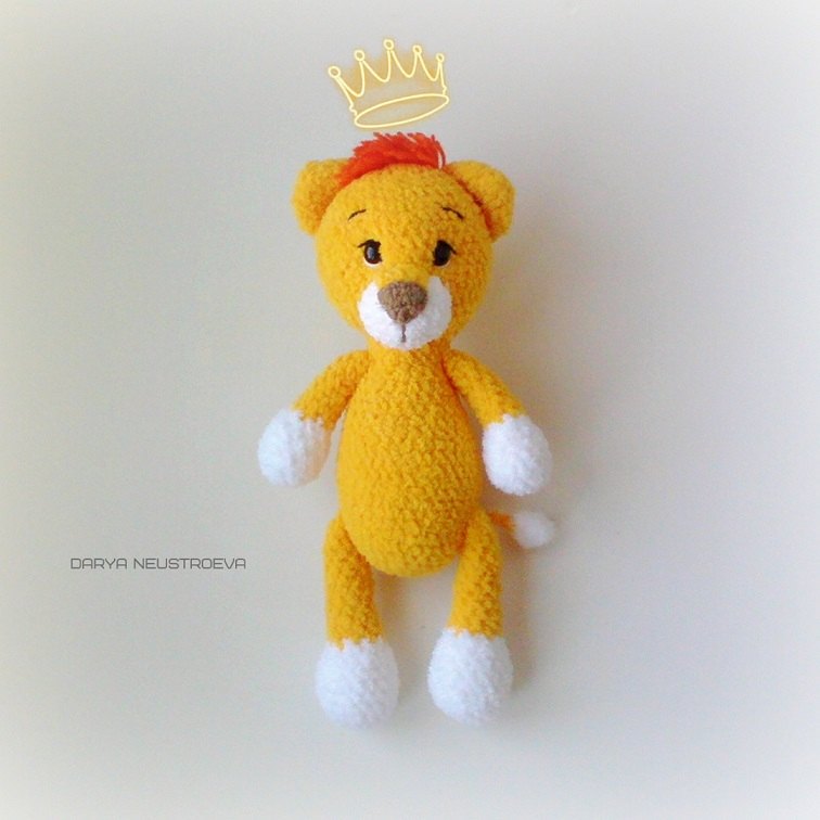 Crochet baby lion amigurumi