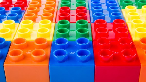 CIOCCO BRICKS: PER GLI APPASSIONATI DEI MATTONCINI LEGO CIOCCO BRICKS: PER GLI APPASSIONATI DEI MATTONCINI LEGO