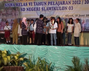 PELEPASAN SISWA SDN SLAWI KULON 03 T.A 2012/2013 DI GEDUNG KORPRI KAB TEGAL