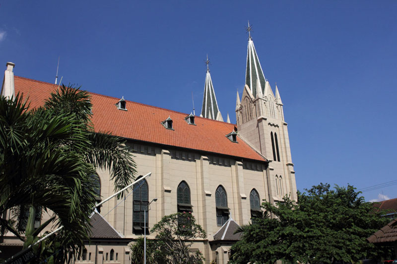 Gereja Kayu Tangan Yang Bergaya Gothic Di Malang - Kompasiana.com