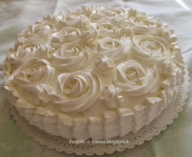 rose bianche per un compleanno