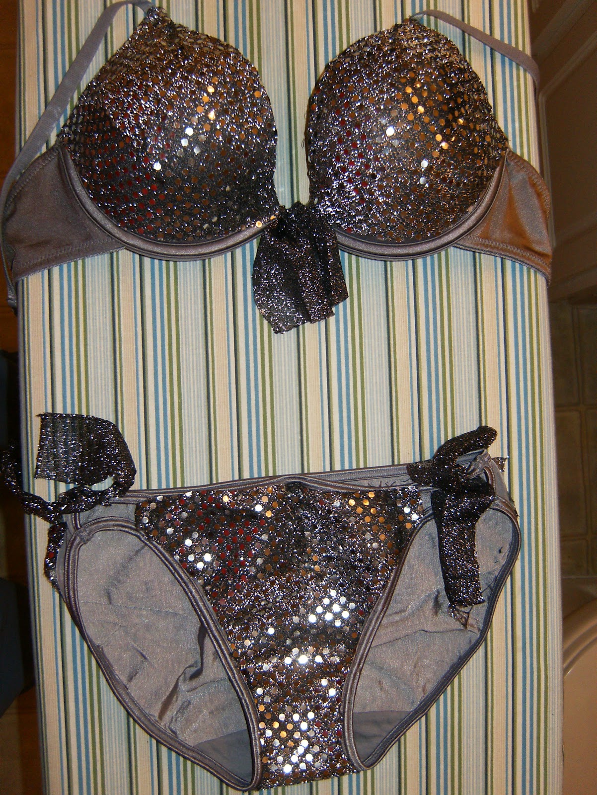 my life on a budget diy sequin'd bra