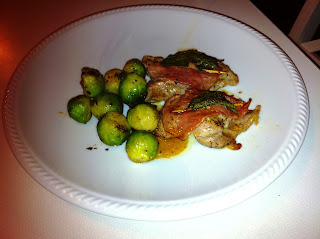 Saltimbocca alla Romana cu varză de Bruxelles