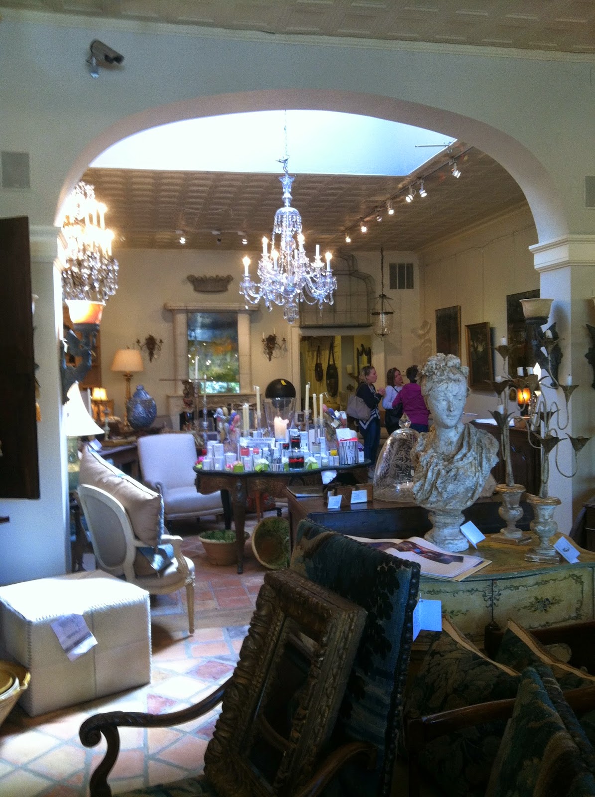 architect design™ Shopping at Foxfire antiques, Middleburg