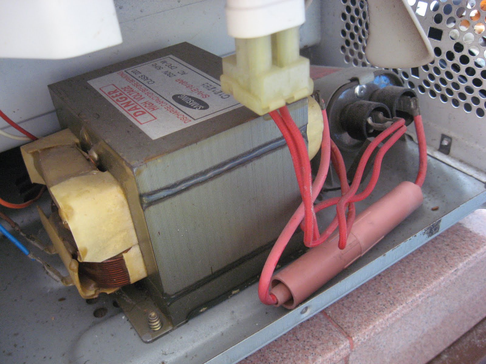 Electronics Maintenance MICROWAVE OVEN REPAIR