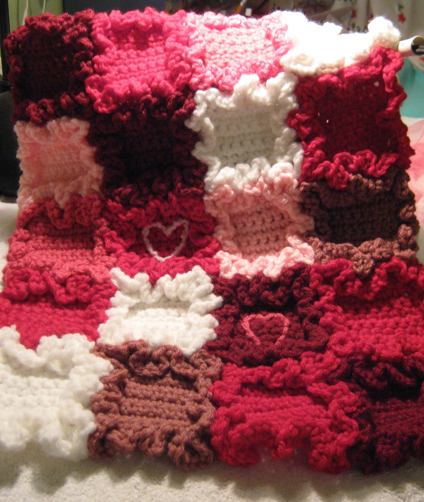 Erndales N More Tiny Hearts Doll Blanket Free Pattern!