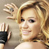 Fã de 10 anos reconhece Kelly Clarkson em Karaokê e faz um super dueto com a cantora