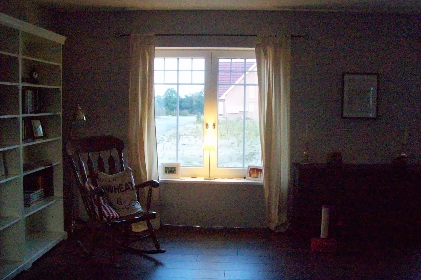 Gray hilltop house: oktober 2013
