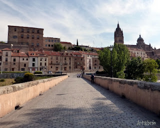 Entrando a Salamanca por el Puente Romano