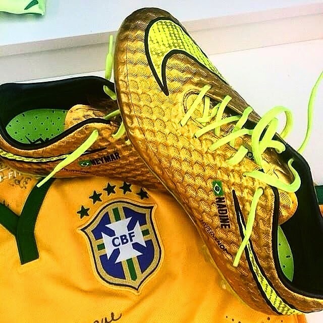 neymar new shoes new shoes neymar in world cup brazil 2014 fc barcelona photo neymar new shoes new shoes neymar in world cup brazil 2014 fc barcelona photo