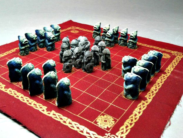 marbles hnefatafl viking chess