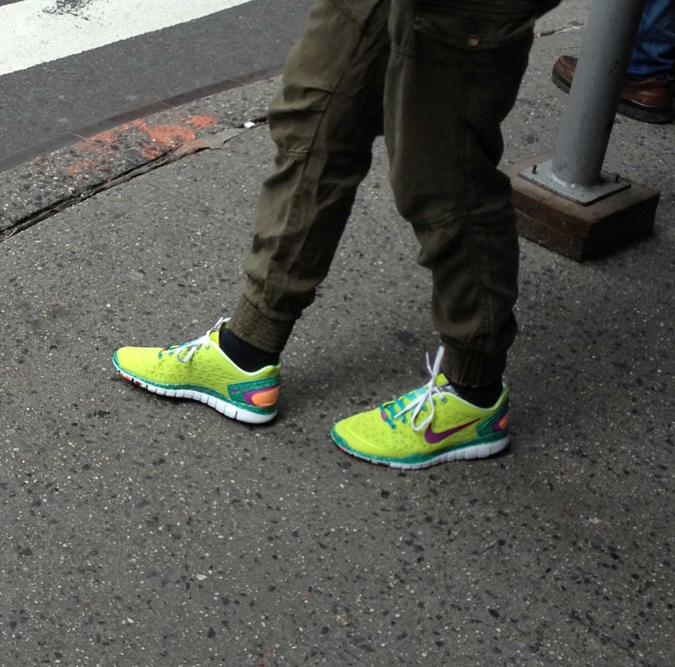 fashiontent New York Running shoe trend bright flash of neon