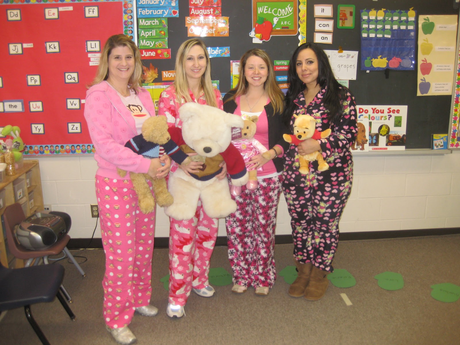 Mrs. Albanese's Kindergarten Class My long week...and THE doll!