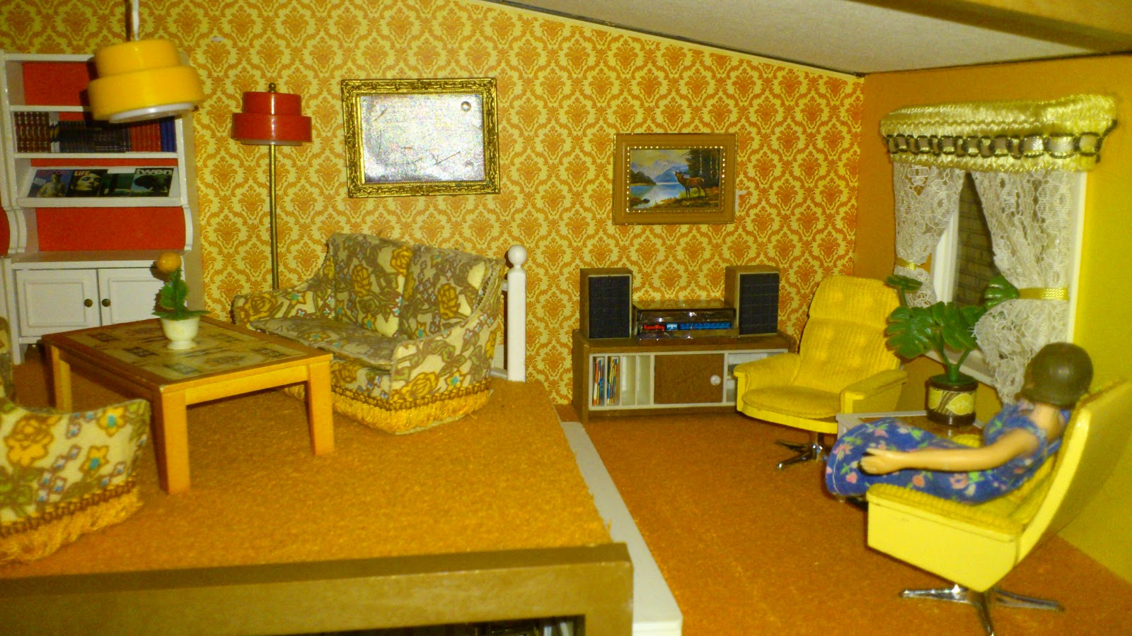 Mina dockskåp : lundby 70 tal