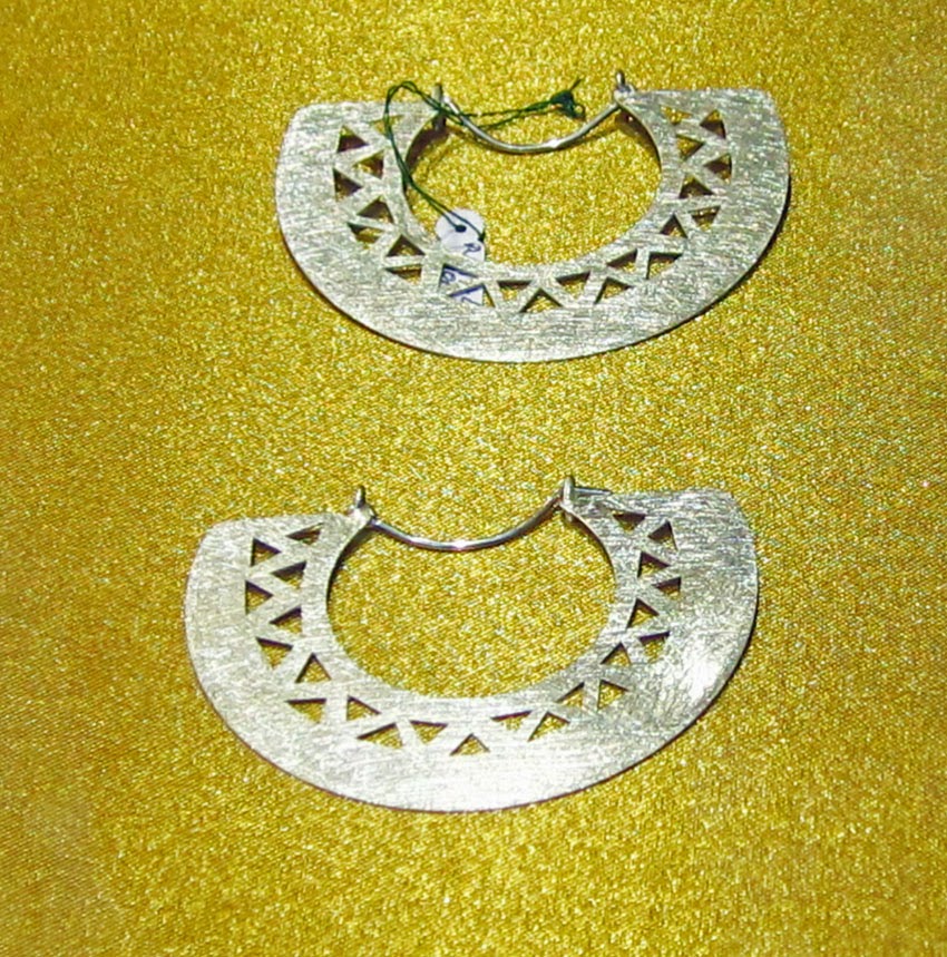 Art Jewelry Elements German And Portuguese Contemporary Jewelry