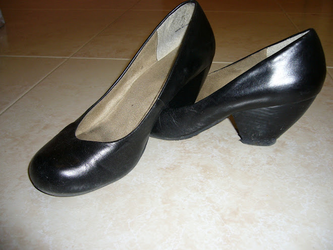 Sapatos pretos da ALDO - 25 arcas