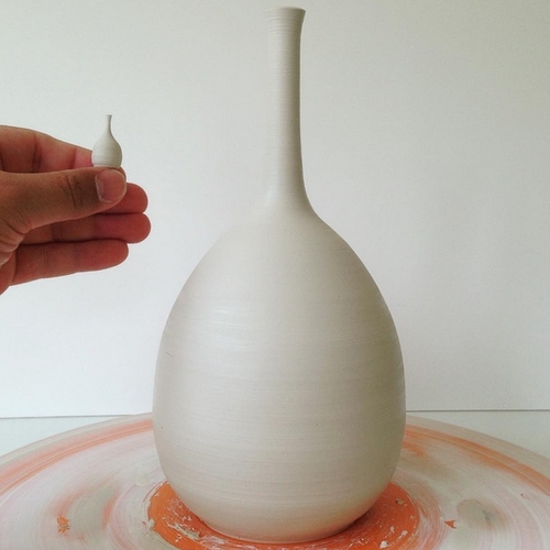 12-Jon-Almeda-Tiny-Miniature-Pottery-Vases-Teapots-and-Bowls