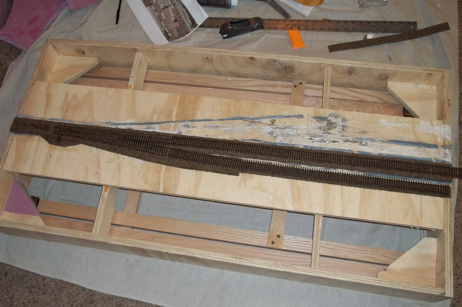 [Image: 100_0027.JPG]