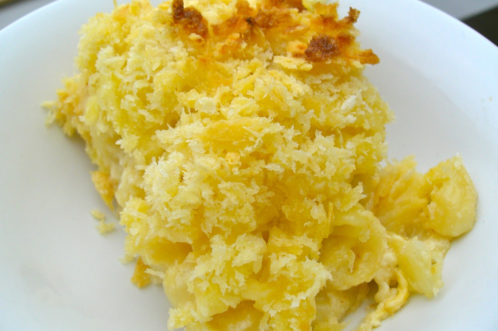 Baked Mac 'n Cheese Rhyme & Ribbons