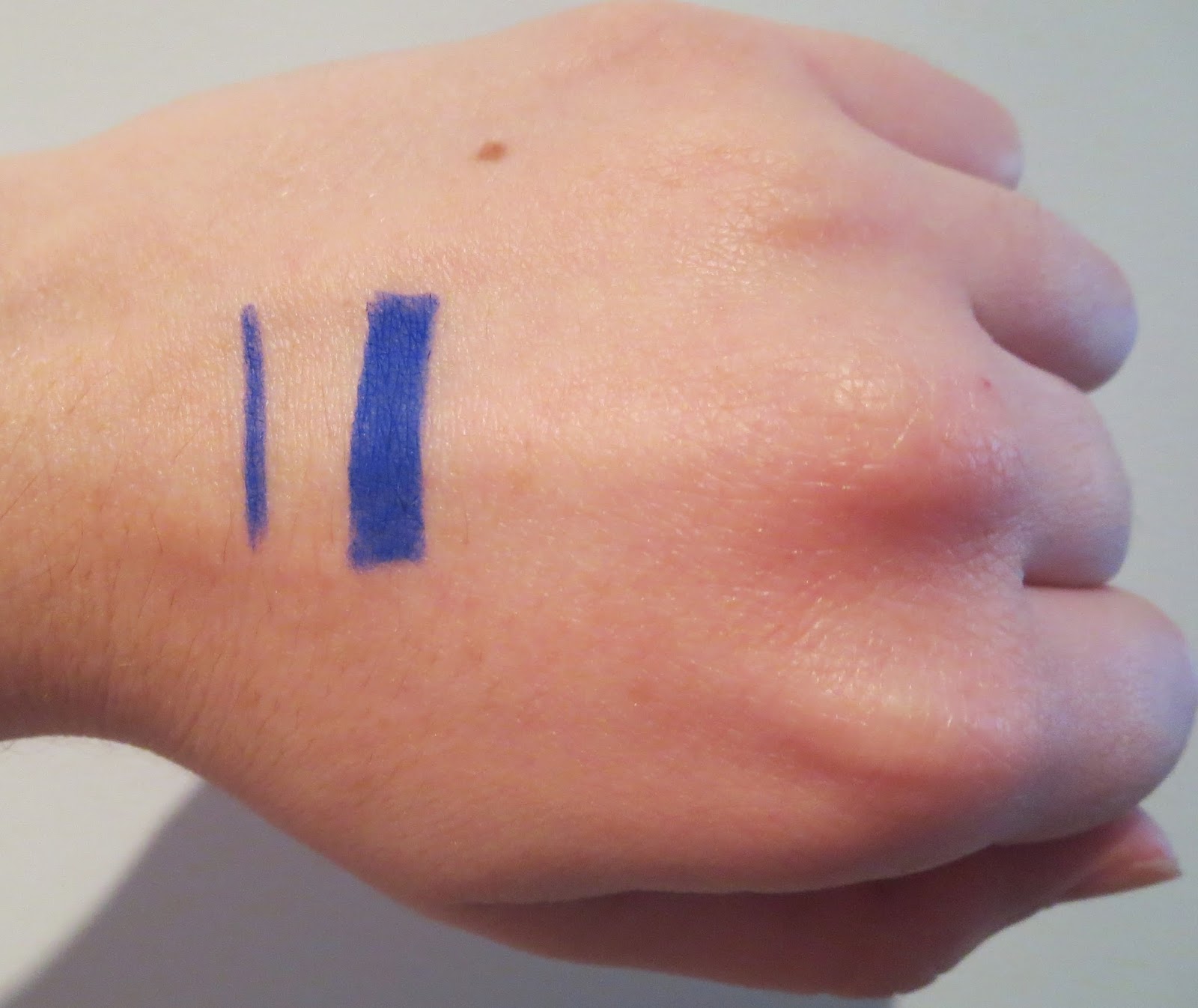 A picture of a swatch of Annabelle Cosmetics Kohl Eyeliner in 108 Lapis