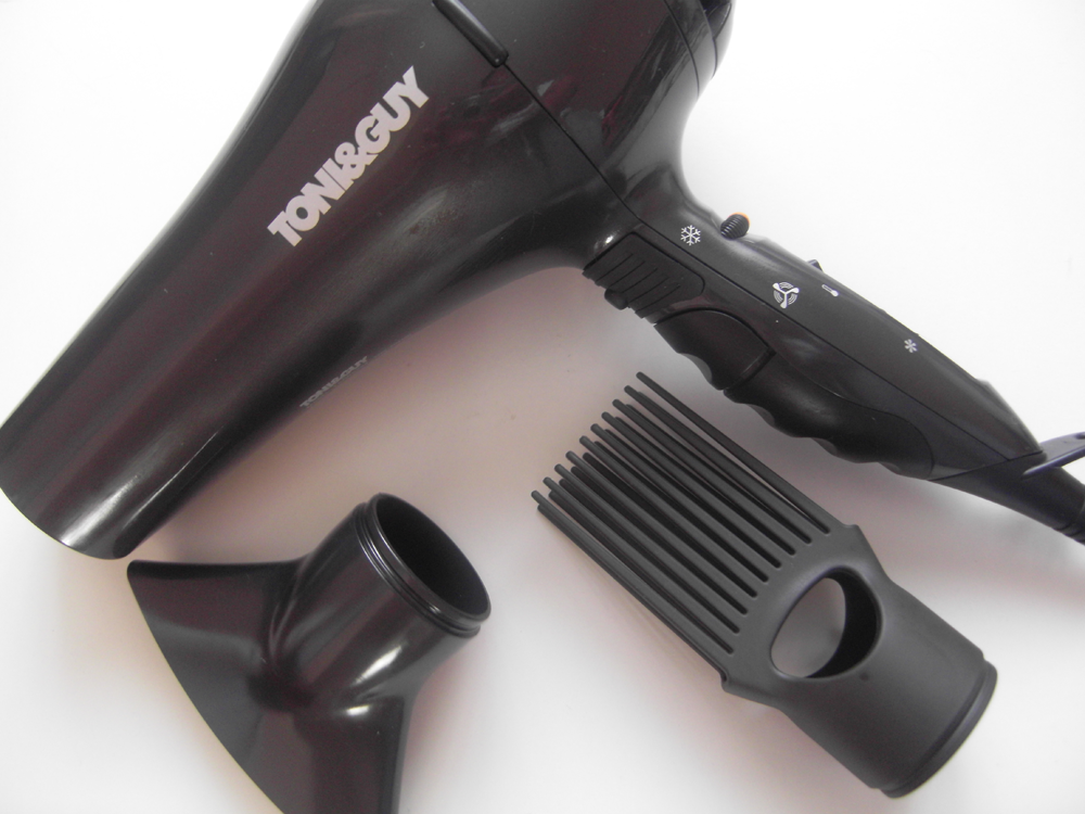 Toni&Guy Afro IONIC Moisture Lock Dryer Dolce Vanity