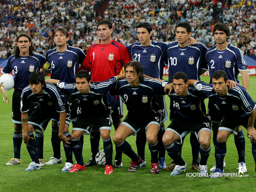 http://4.bp.blogspot.com/-Jbzm-wd9F_w/Ta1KUAM8emI/AAAAAAAABuA/MsTzoz3K404/s1600/futbol%20de%20argentina%20argentina_2_1024x768.jpg