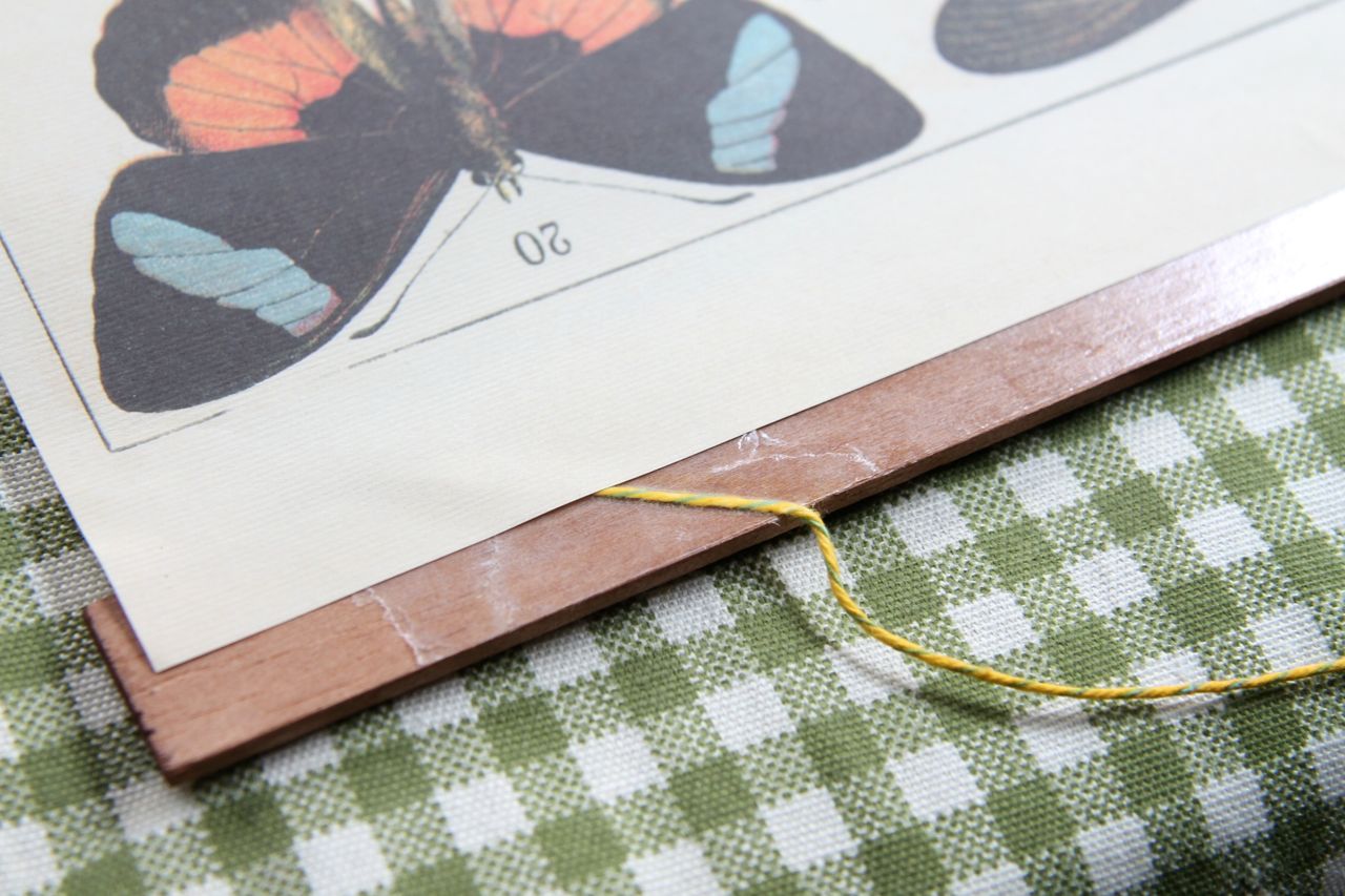 DIY Hanging Wall Chart Tutorial No Saw!