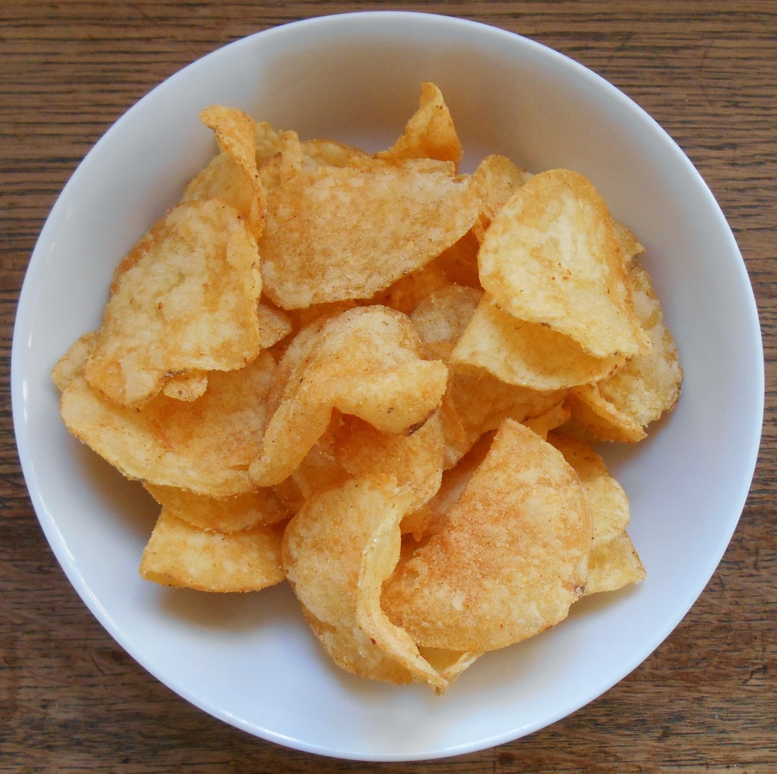 Cheeseburger Crisps & Other Stories Kettle Chips Sweet Chilli & Sour Cream