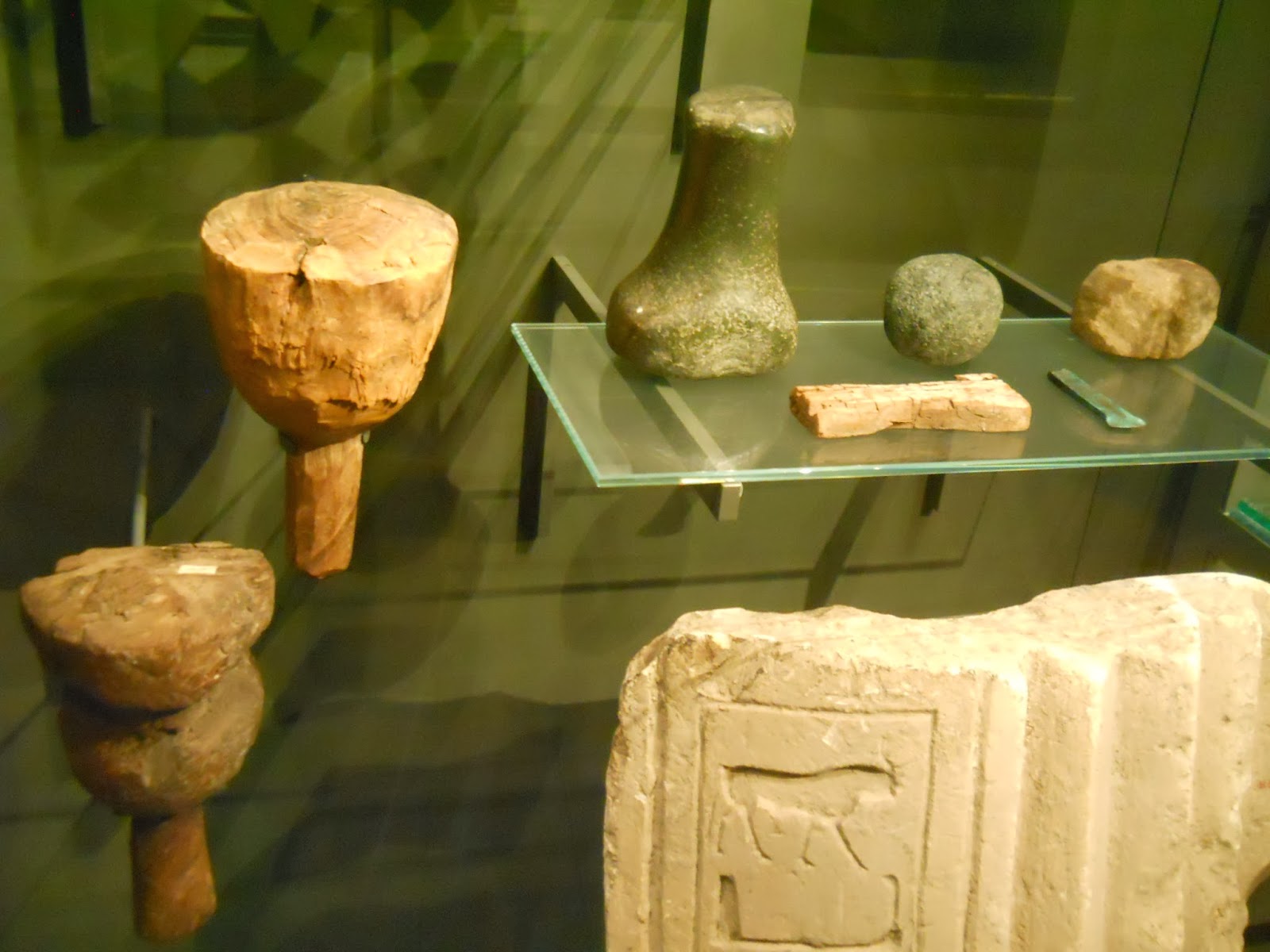 Ancient Egyptian wood carving and stone carving tools Carvings with