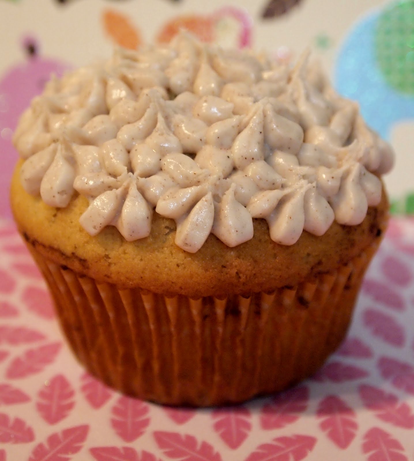 Cake & Heels Cupcake of the Week Coffee & Cinnamon Cupcake Week 17