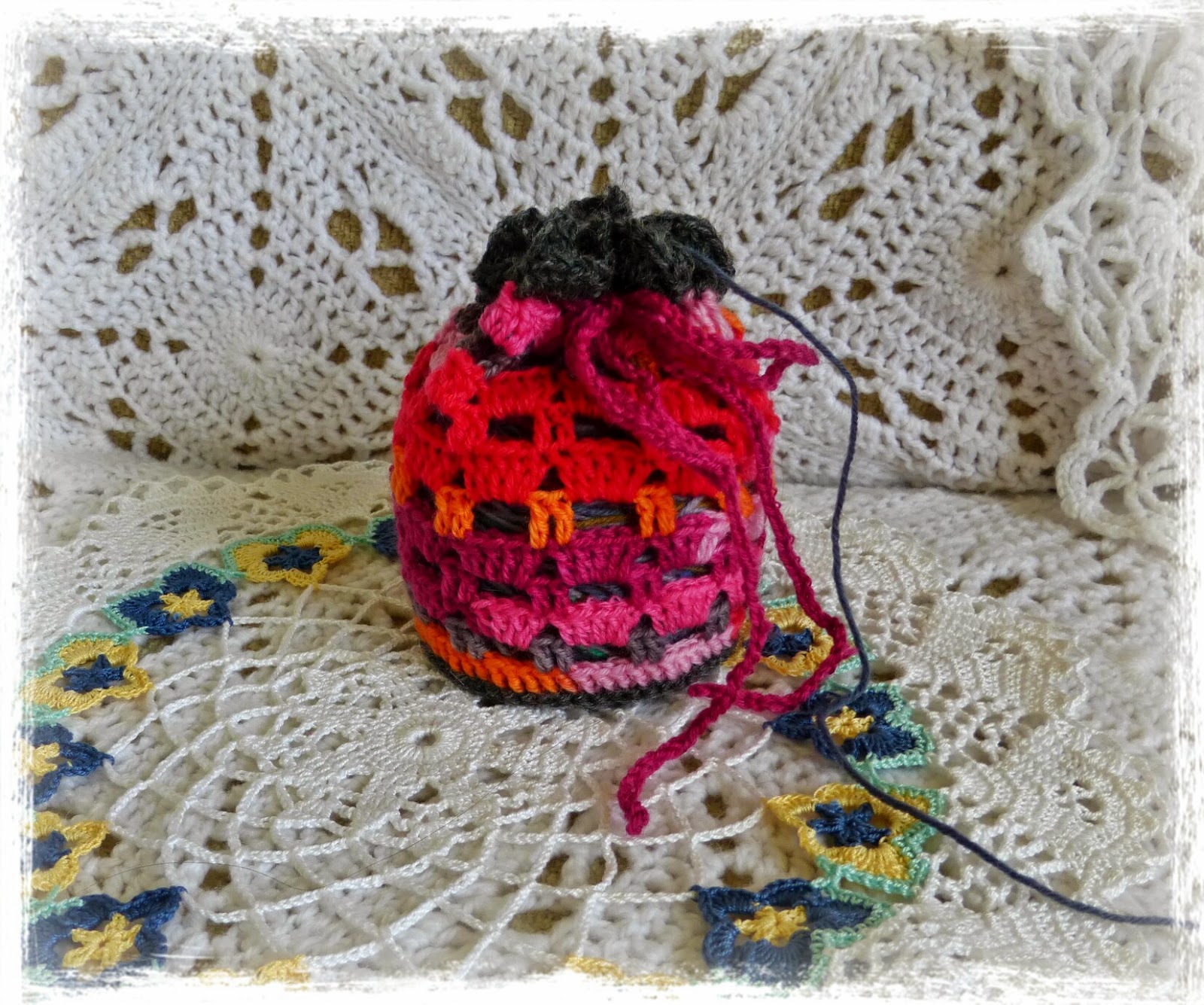 Yellow, Pink and Sparkly: Handy Dandy Sock Yarn Bags