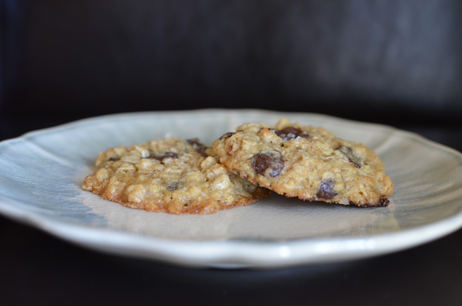 Playing with Flour Salty oat cookies (with chocolate chips)