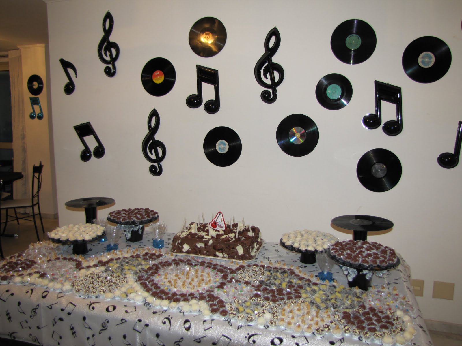 decoracao festa balada infantil:Nosso diário de festa: Balada para a criançada decoracao festa balada infantil:Nosso diário de festa: Balada para a criançada