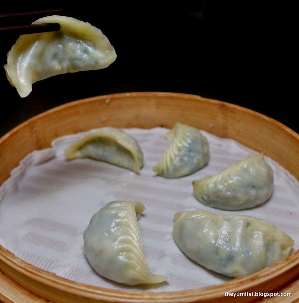 Steamed Vegetarian Mushroom Dumpling Din Tai Fung, Taiwanese Dumpings, Pavilion