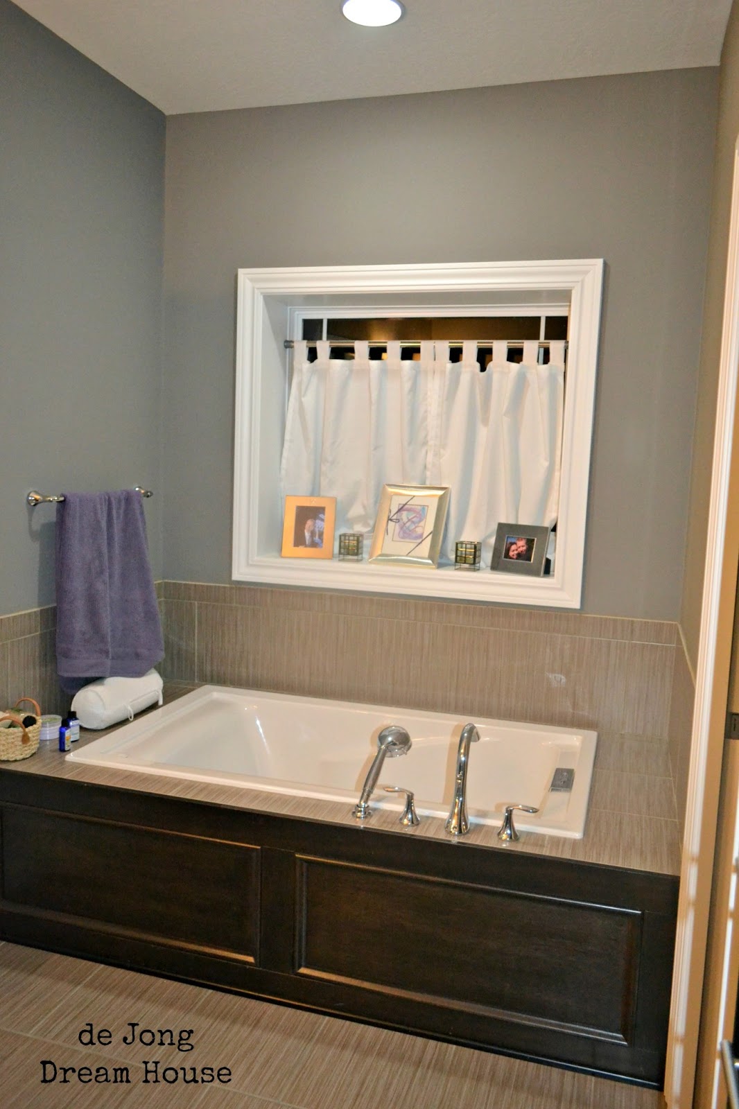 de Jong Dream House Uses for Tension Rods