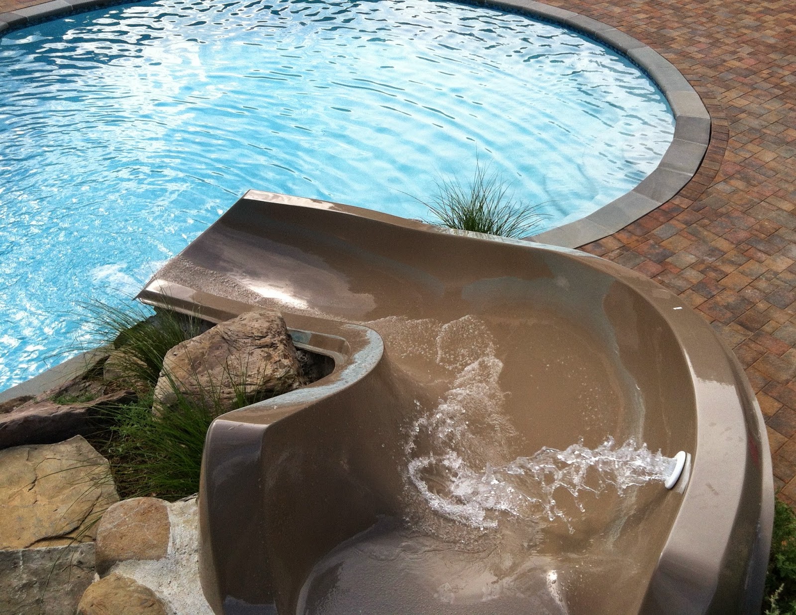 Paradise Slides: Back Yard Water Slides- How do you choose which color