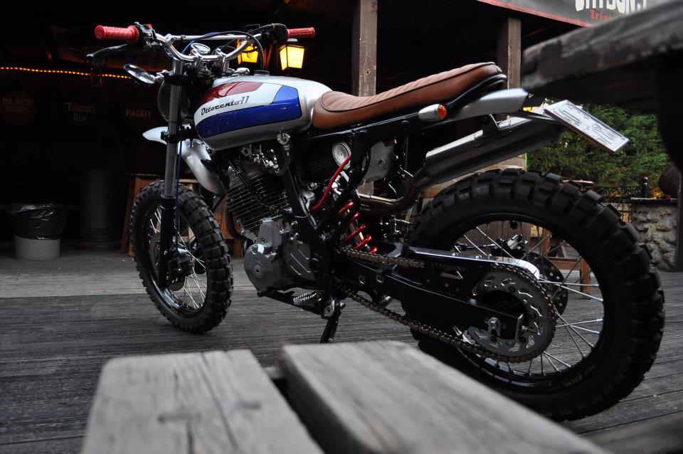 YANERO´S CORNER: HONDA DOMINATOR "NX 811"