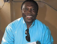El escritor Gervacio Suazo