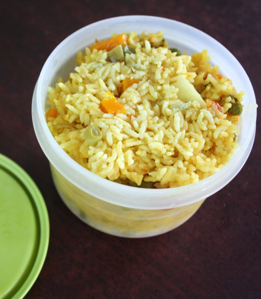Quick Vegetable Pulao in Pressure Cooker Lunch Box Series LBS71