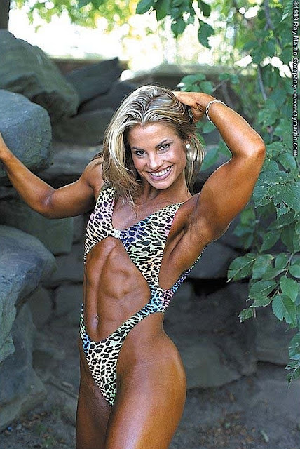 Fitness Competitor - Mandy Blank