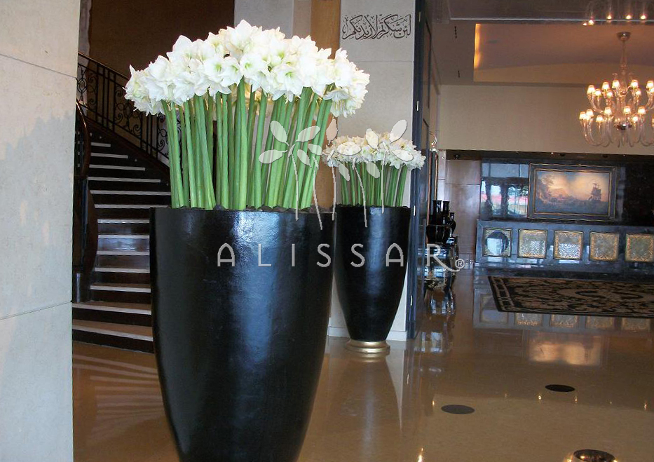 ALISSAR® Flowers Should You Outsource Your Floral Operations?