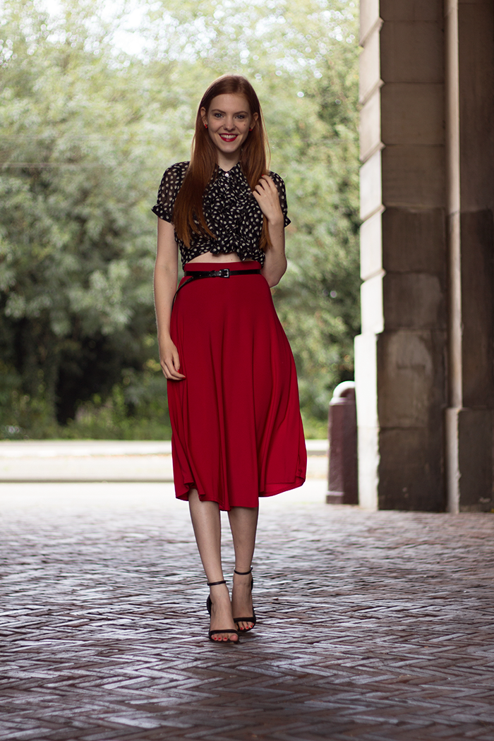 Red Sonja fashion blogger outfit red midi skirt polka dot blouse